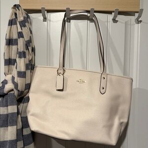 Coach Light Beige Tote Bag